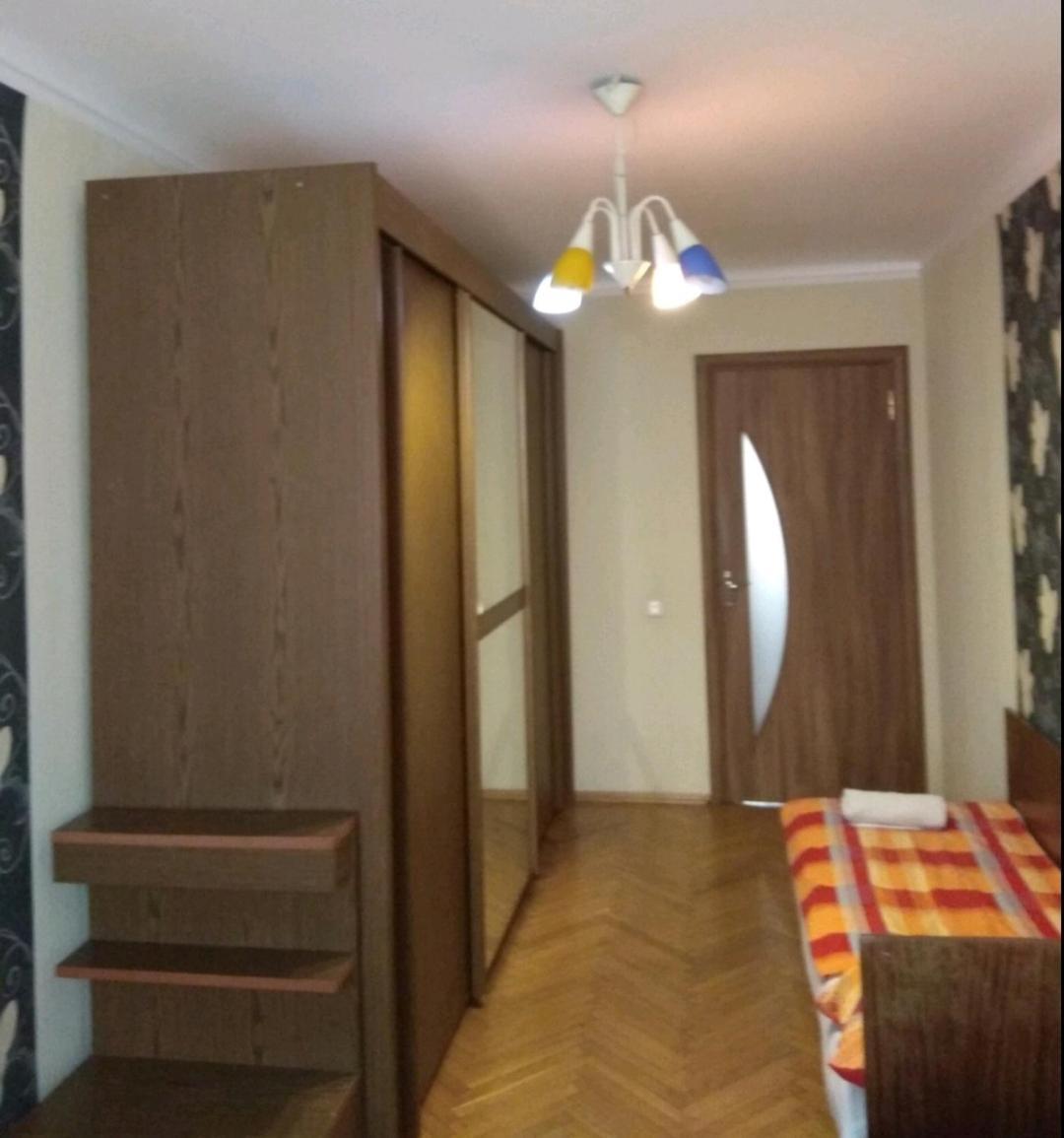 Apartamento 3- Х Комнатная Квартира В Центре Rivne Exterior foto